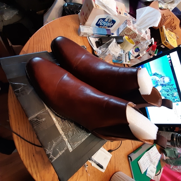 Man's shoes - Picture 6 of 8